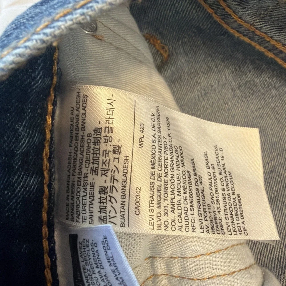 Levi's 505 Men's Original Fit Jeans - Medium Wash W35 L30 - Picture 4 of 9